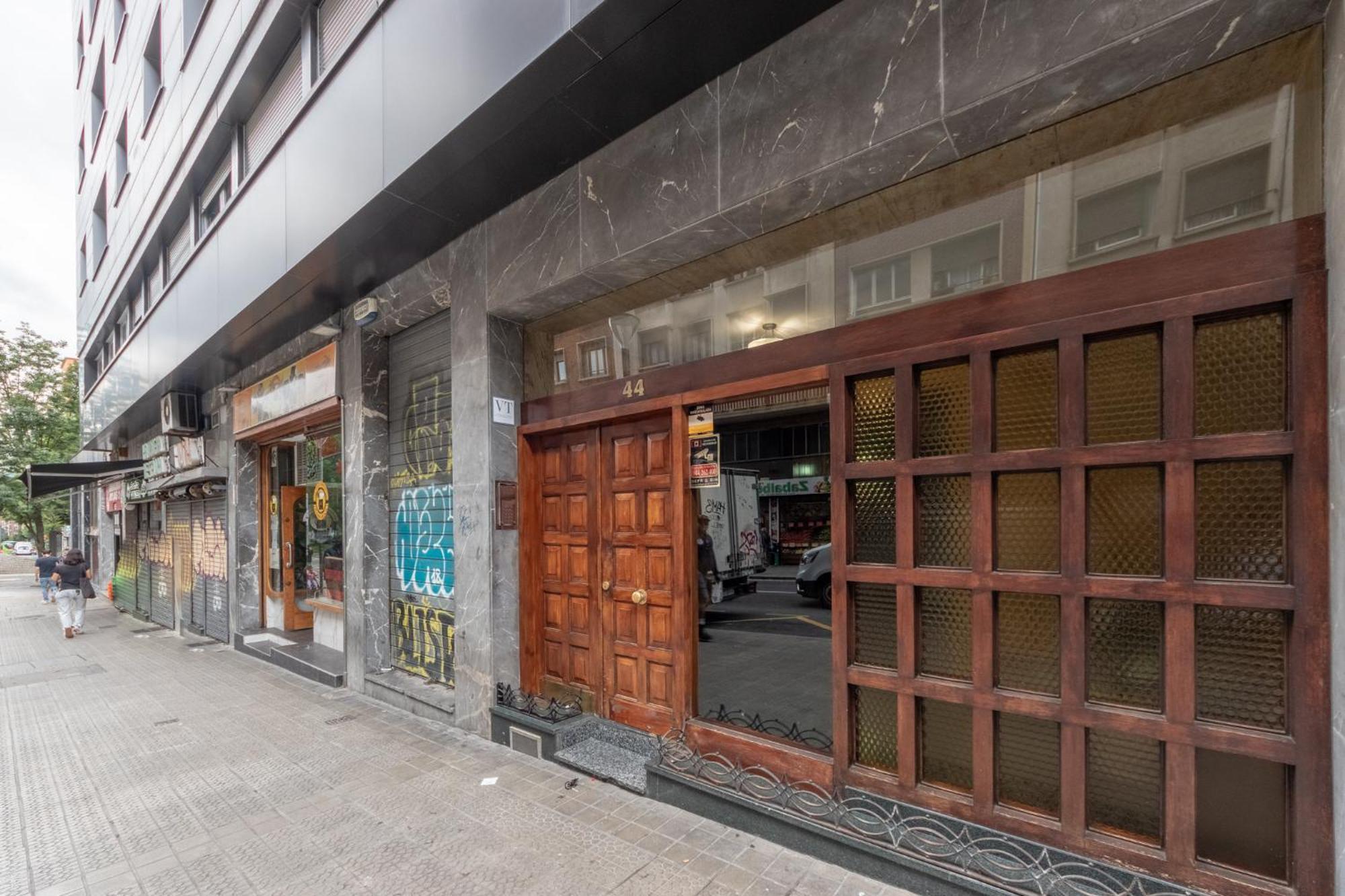 דירות בילבאו Amplio Y Acogedor Junto A Plaza Zabalburu מראה חיצוני תמונה