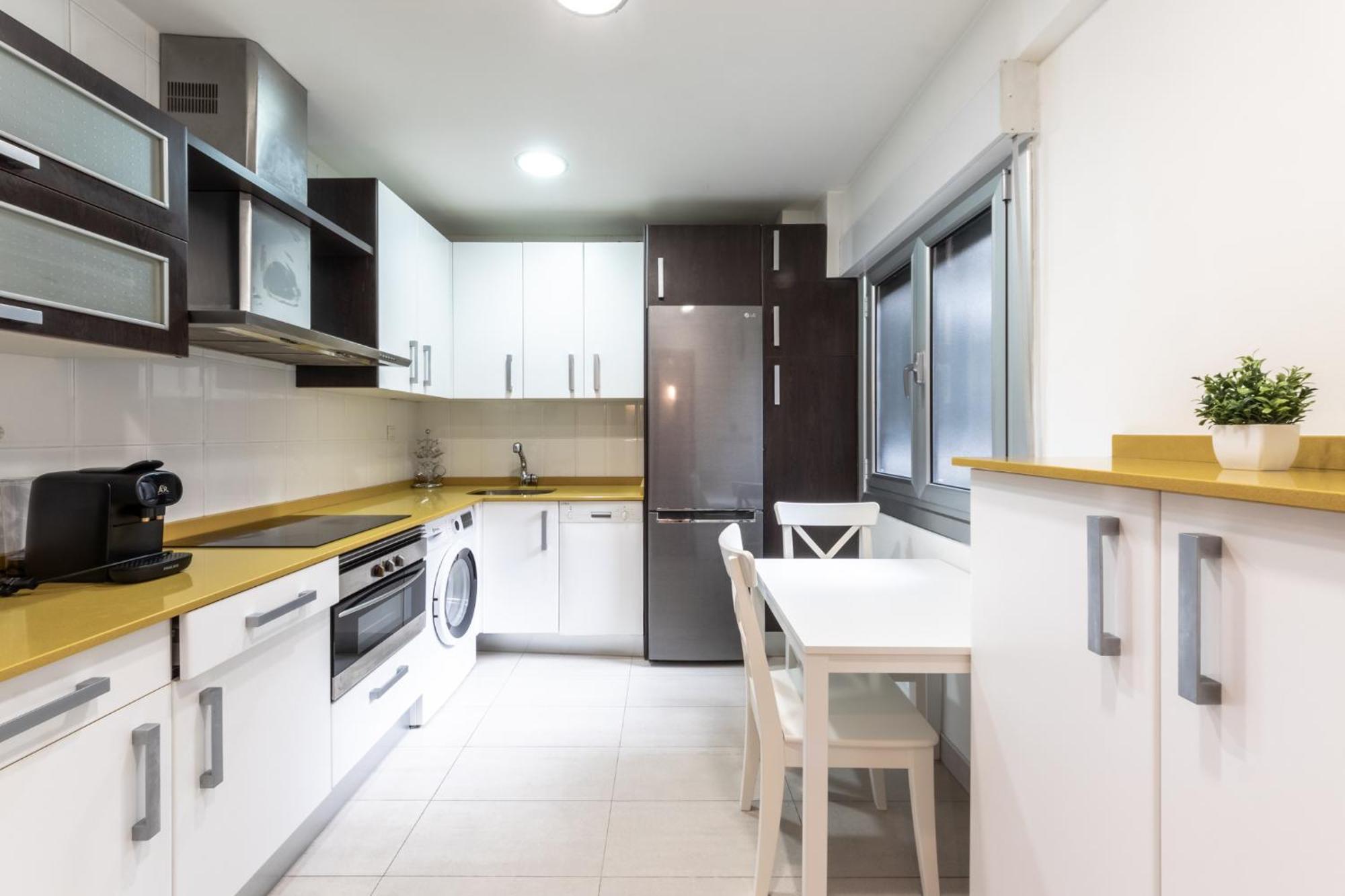 דירות בילבאו Amplio Y Acogedor Junto A Plaza Zabalburu מראה חיצוני תמונה